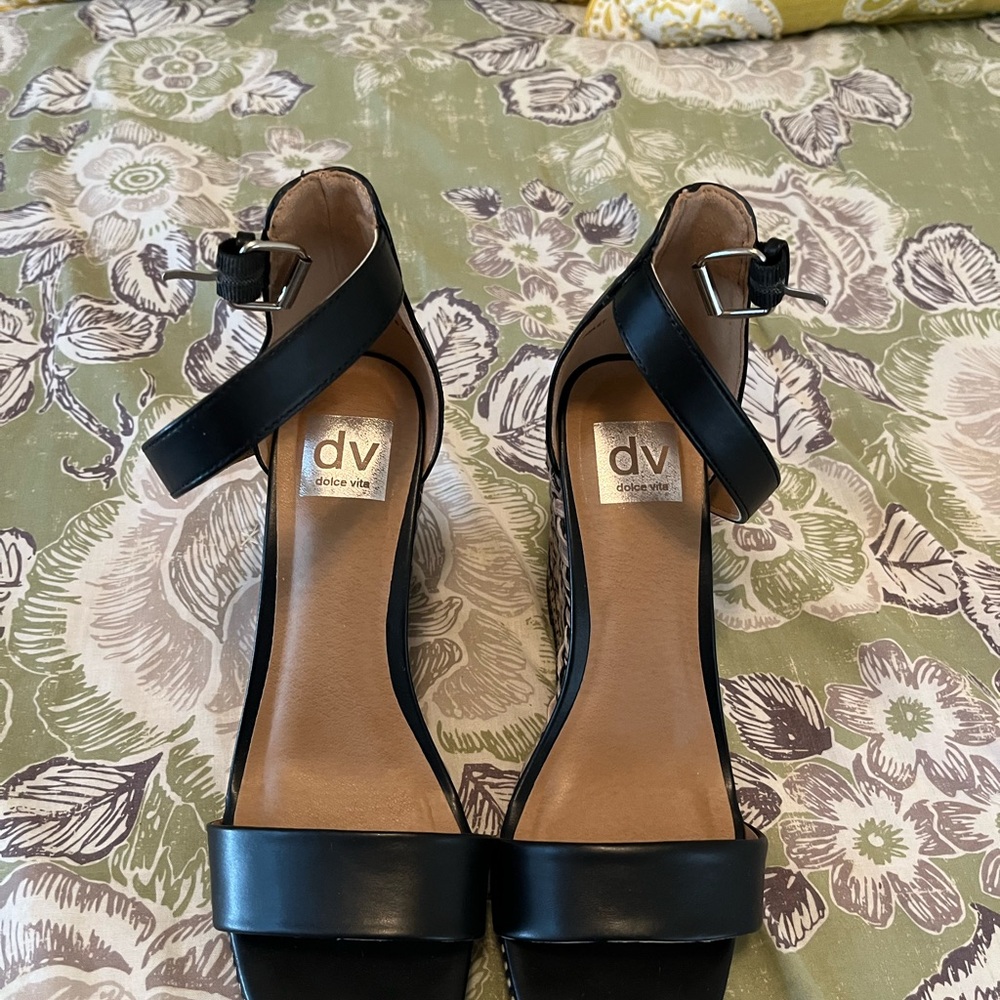 DV by Dolce Vita Black Heeled Sandals